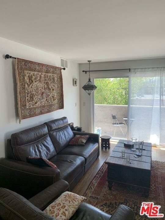 1021 N Crescent Heights Boulevard - Photo 7