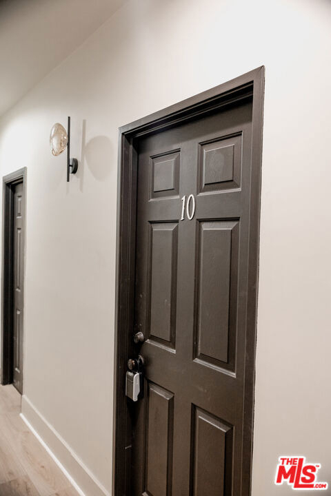 4518 Hollywood Boulevard - Photo 10