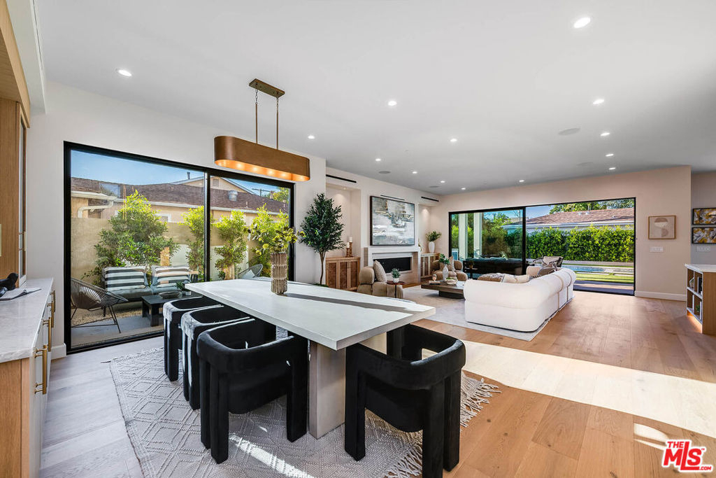 12427 Cumpston Street - Photo 6
