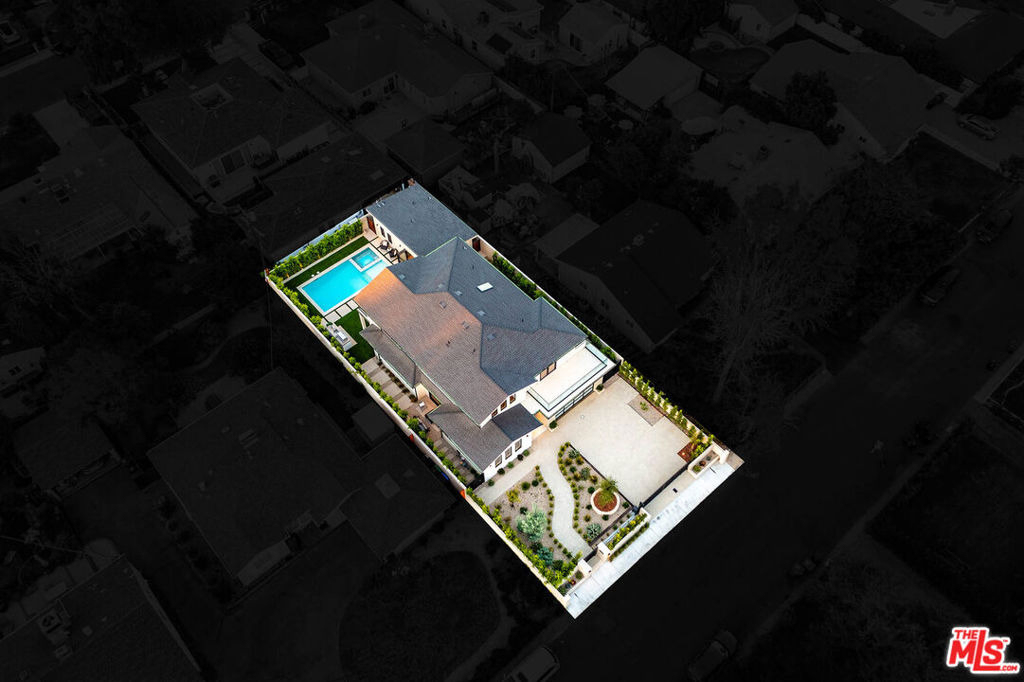 12427 Cumpston Street - Photo 60