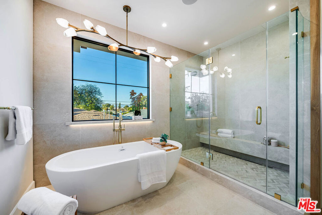 12427 Cumpston Street - Photo 18