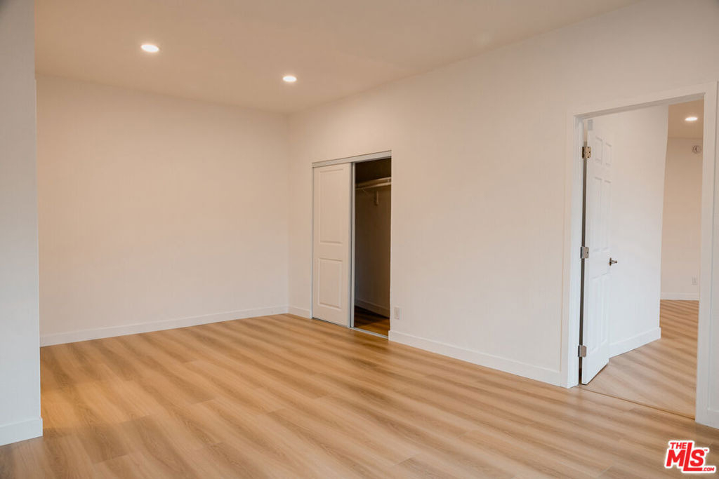 4521 Hollywood Boulevard - Photo 5