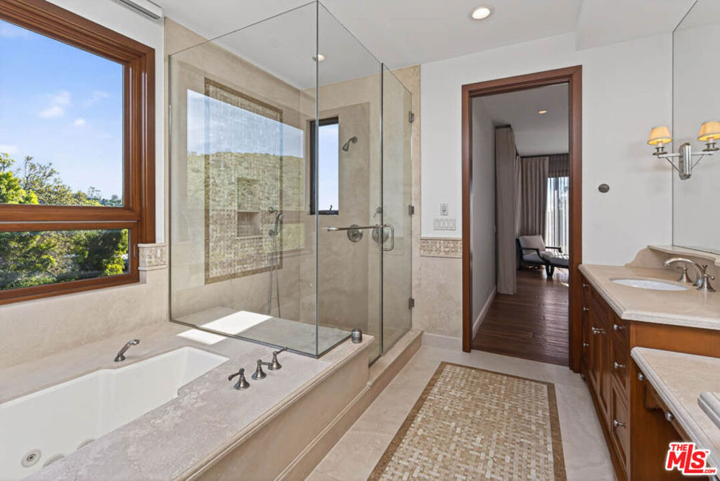 1120 El Medio Avenue - Photo 18