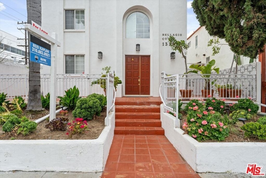 1338 Yale Street - Photo 3