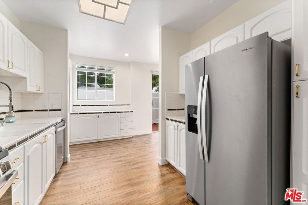 1338 Yale Street - Photo 11