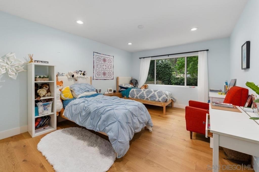 8383 Cliffridge Ln - Photo 14