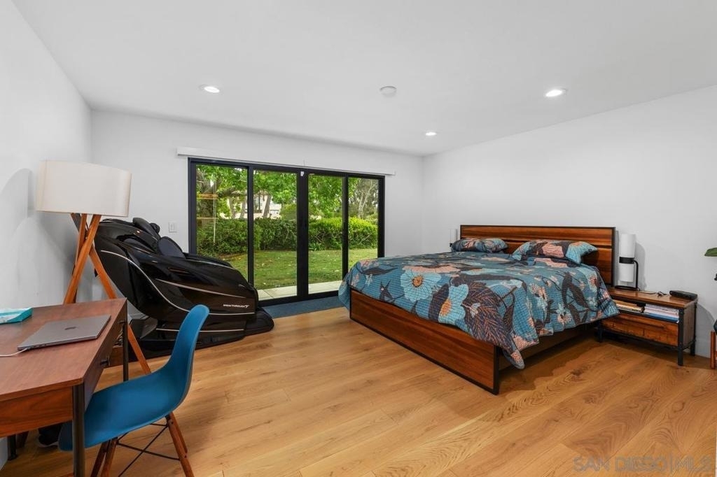 8383 Cliffridge Ln - Photo 13