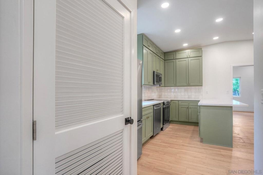 6942 Eberhart St - Photo 9