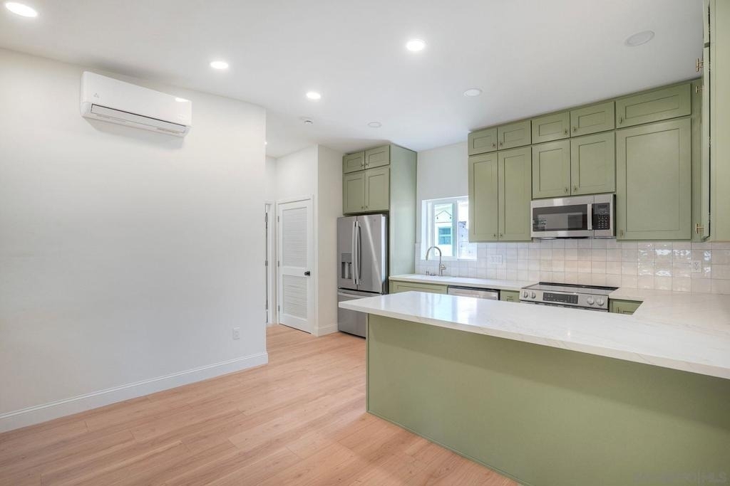 6942 Eberhart St - Photo 8