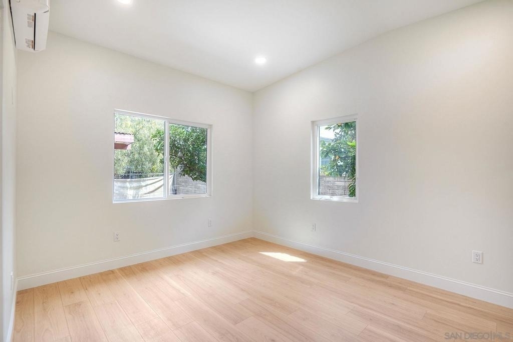 6942 Eberhart St - Photo 21