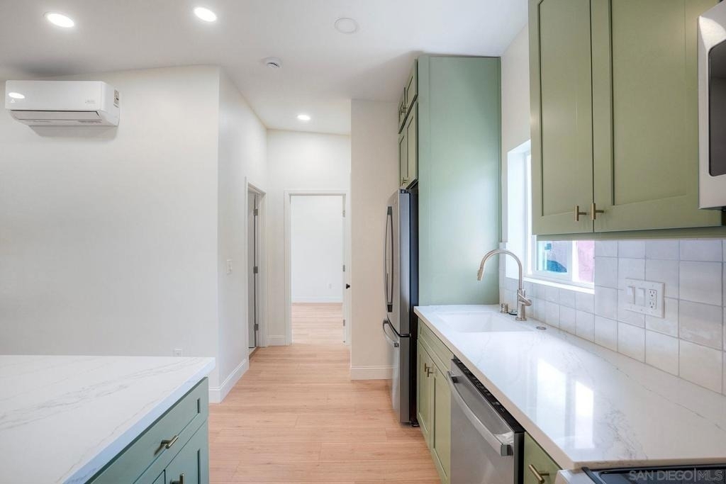 6942 Eberhart St - Photo 13