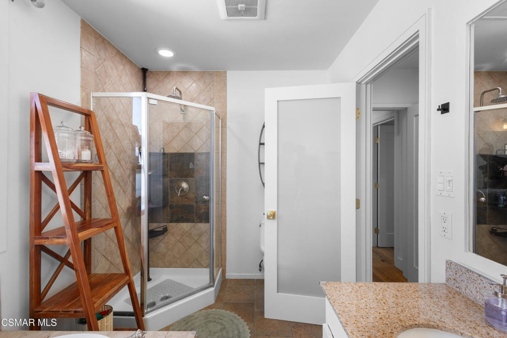 7039 Sylvia Avenue - Photo 19