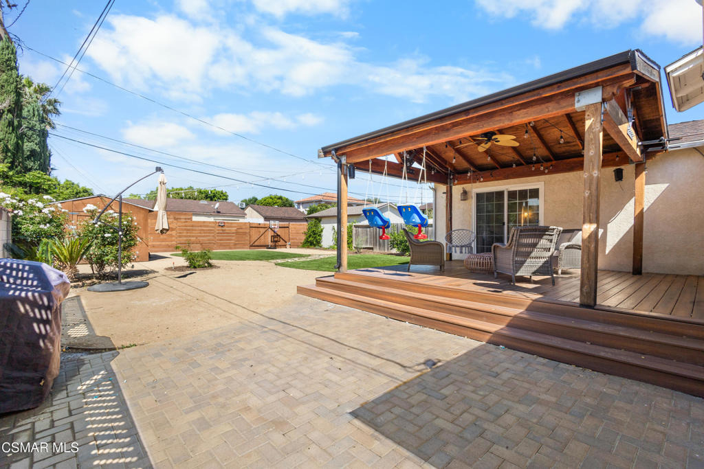 7039 Sylvia Avenue - Photo 33