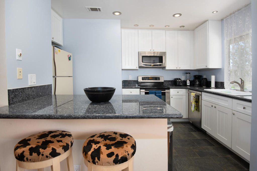 67263 N Chimayo Drive - Photo 5
