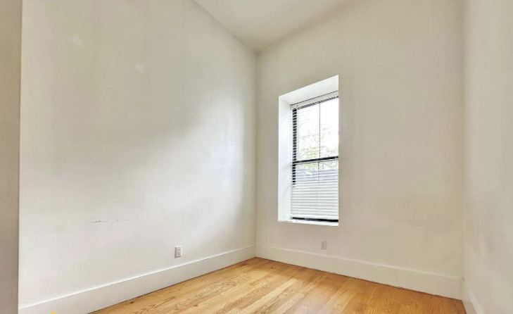 1520 St Johns Place - Photo 3