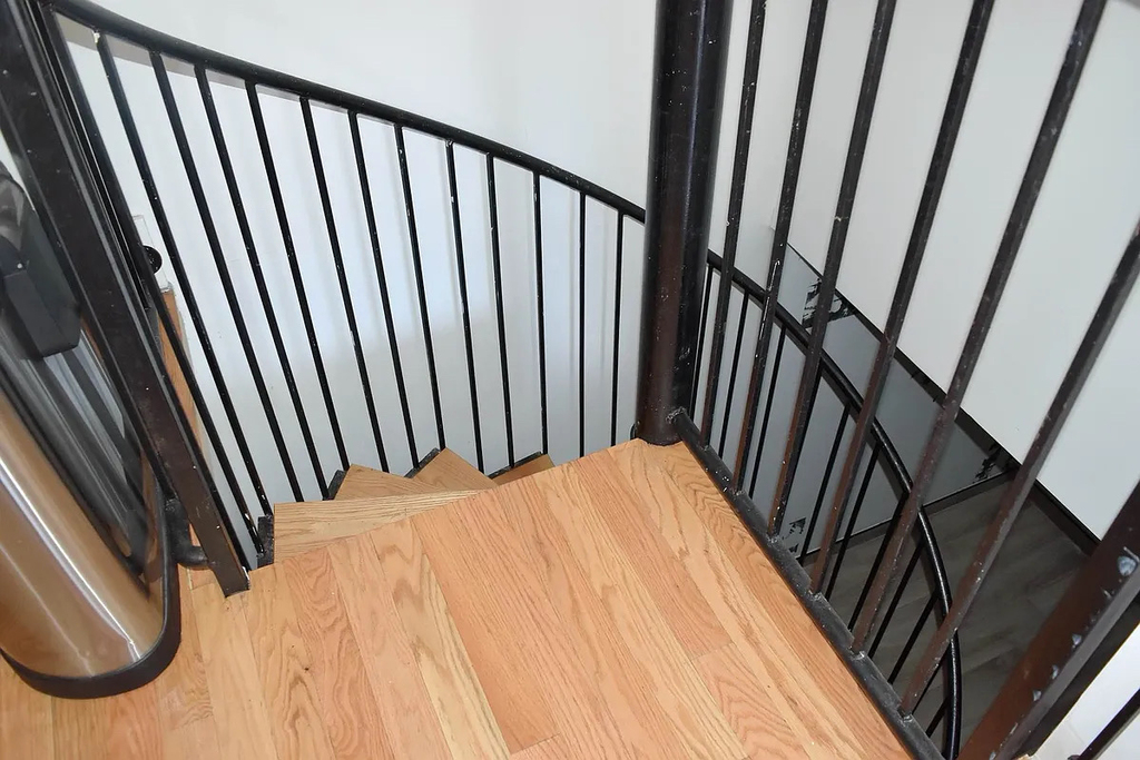 1520 St Johns Place - Photo 10