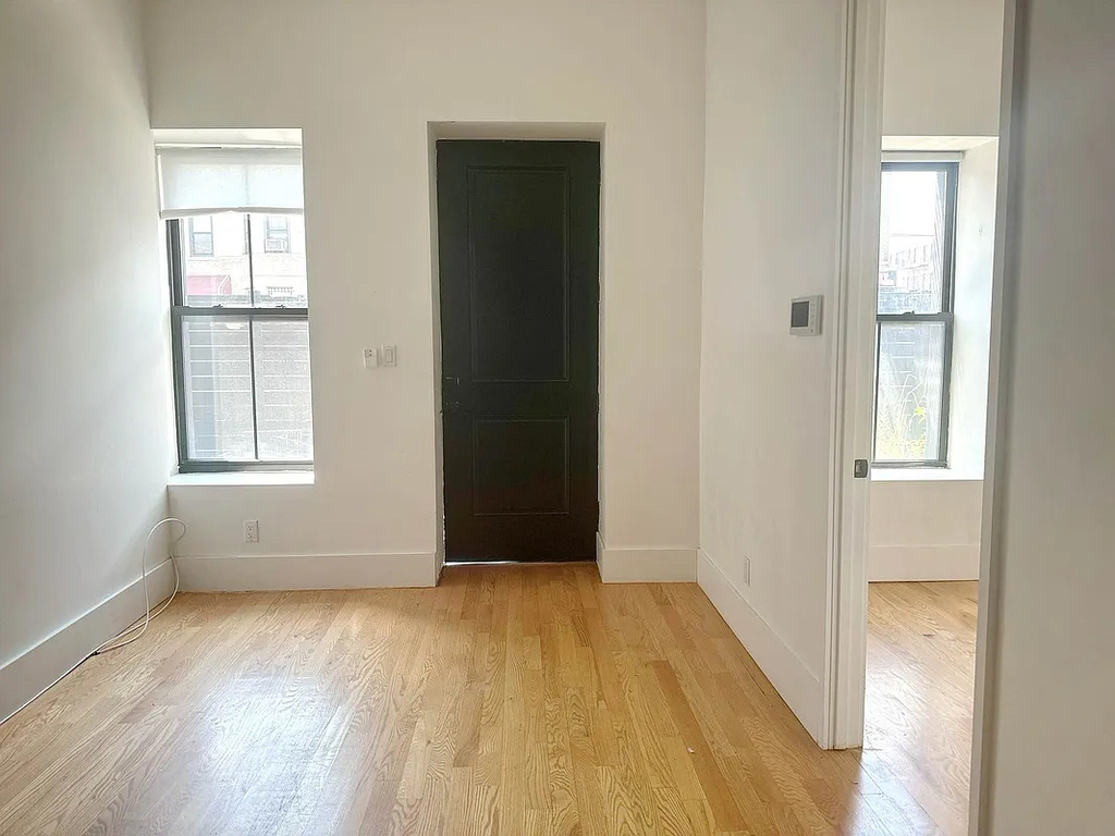 1520 St Johns Place - Photo 5