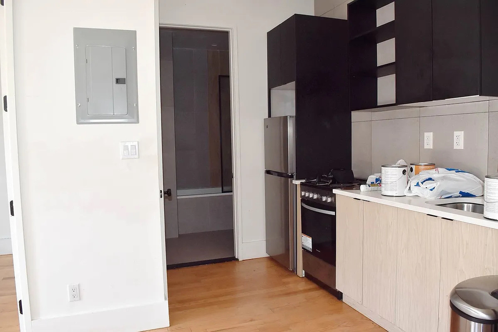 1520 St Johns Place - Photo 8