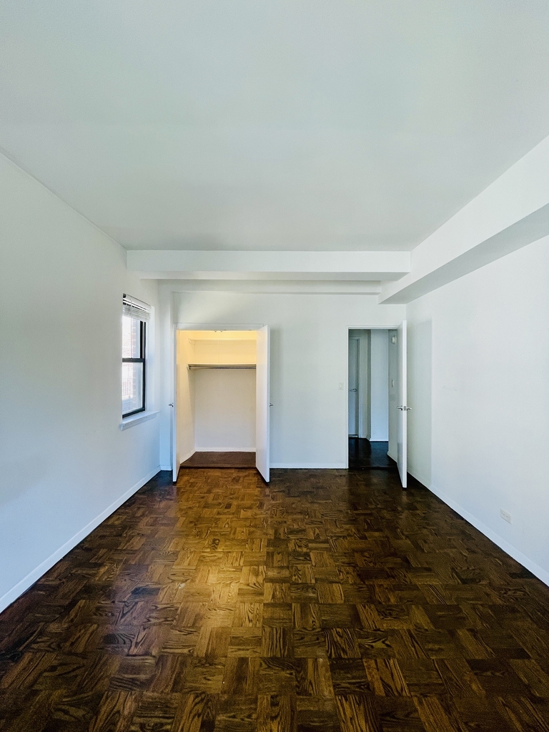 20 Beekman Place, 12A - Photo 9