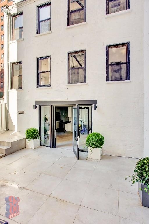 East 26th Street - Photo 17