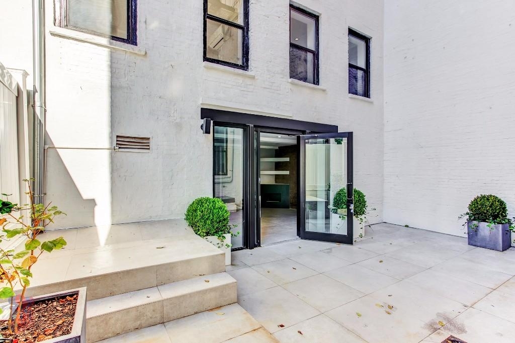 East 26th Street - Photo 18