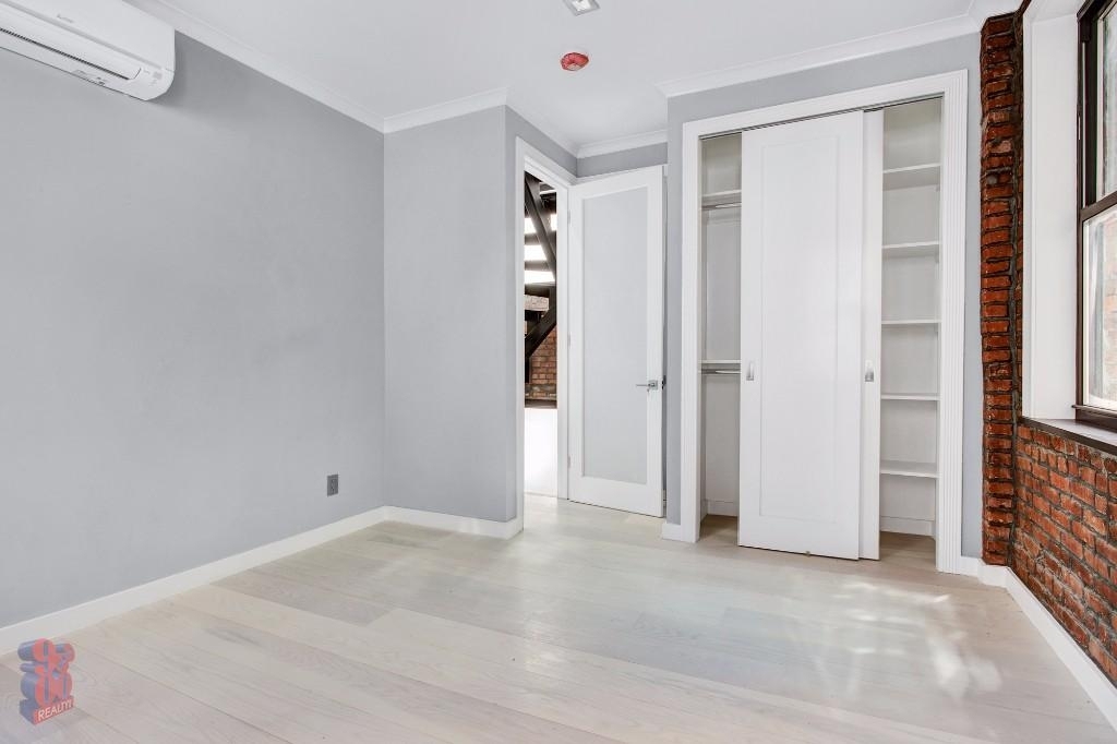 East 26th Street - Photo 9