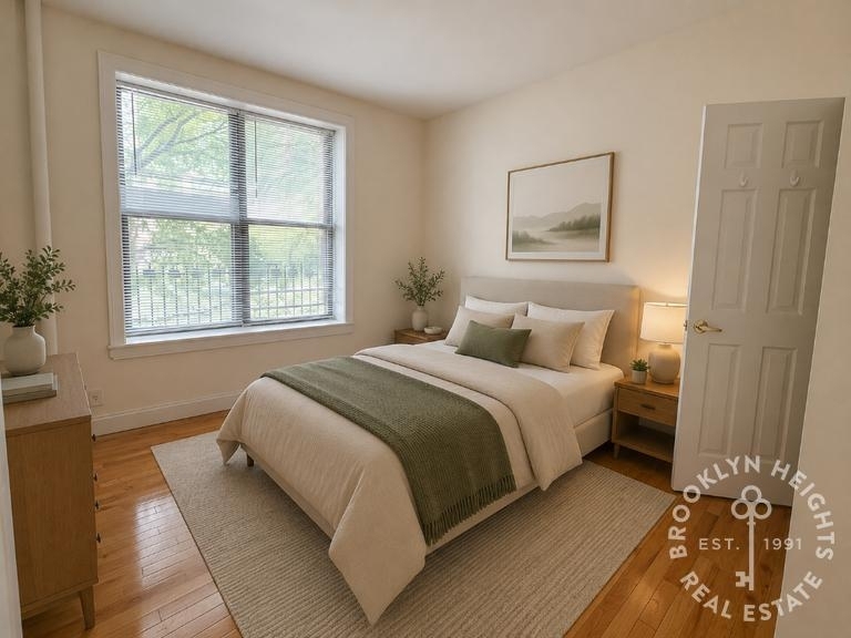 568 Pacific Street - Photo 3
