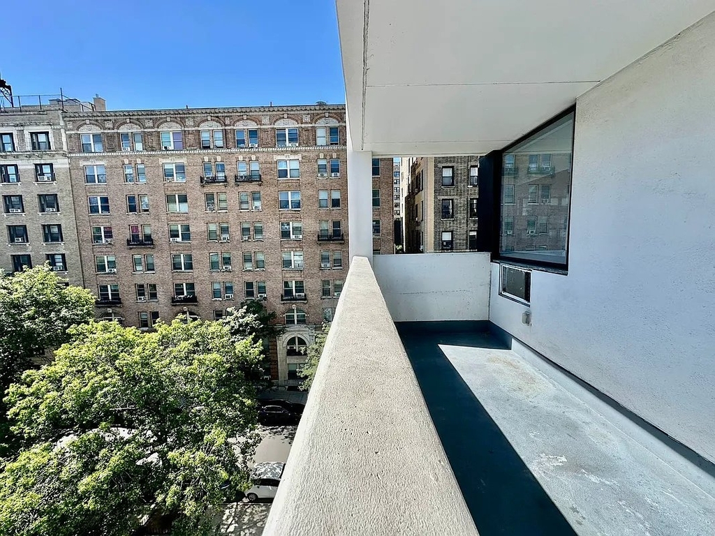 West 87th Street - Photo 15