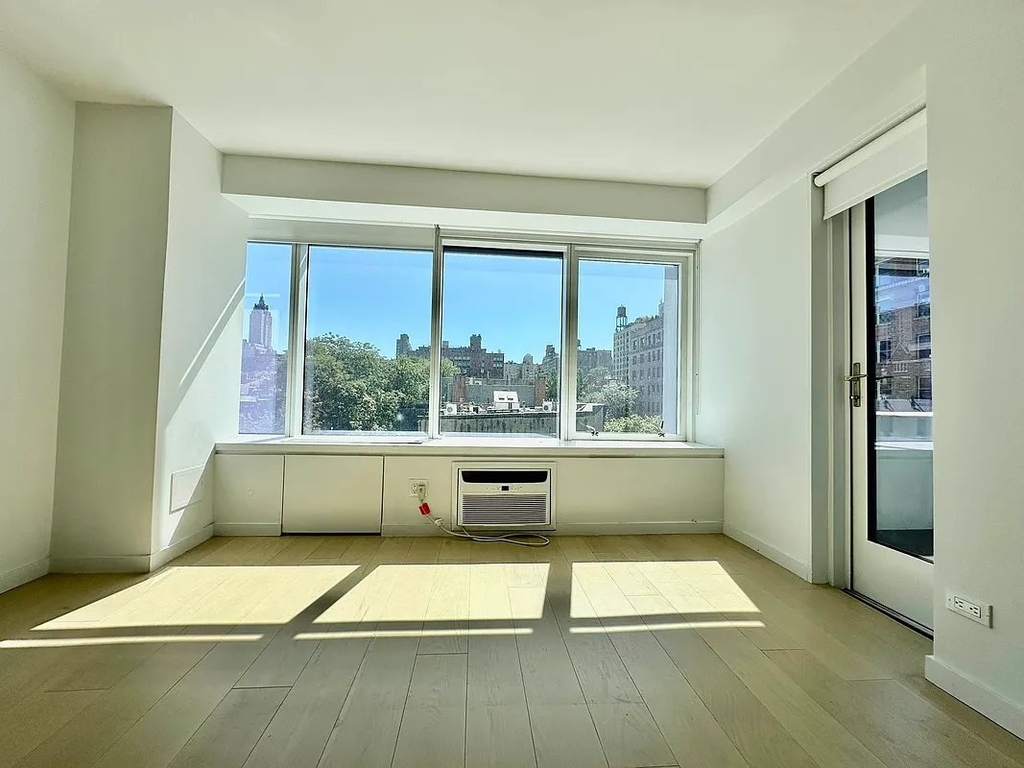 West 87th Street - Photo 5