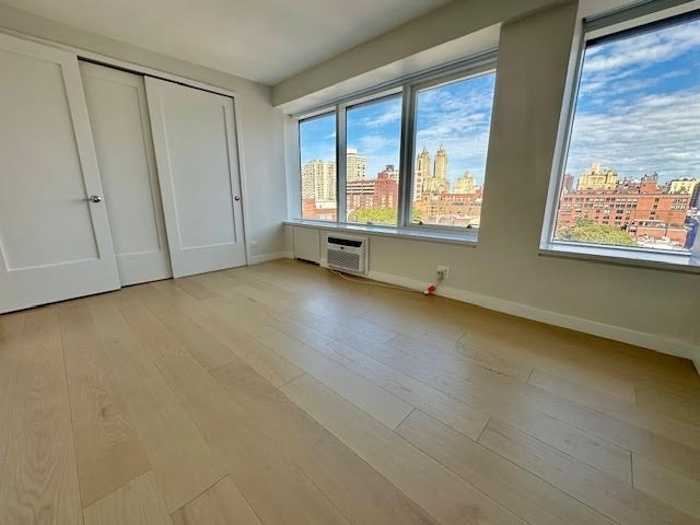 West 87th Street - Photo 4