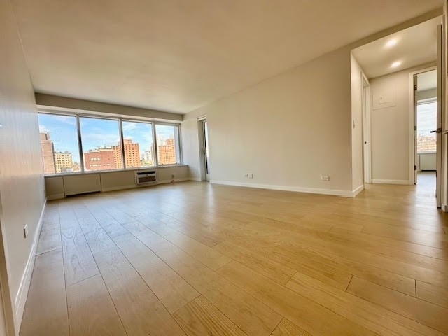 West 87th Street - Photo 2