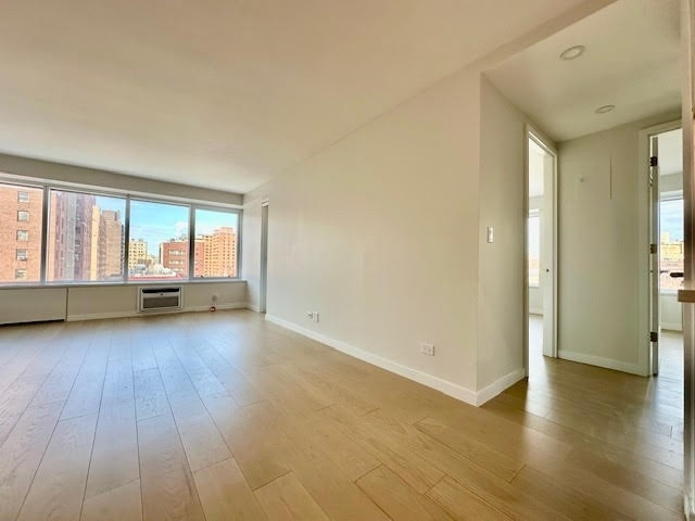 West 87th Street - Photo 10