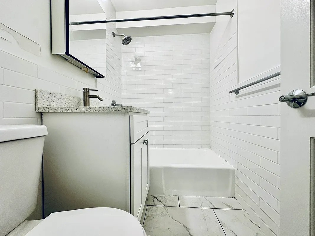 West 97th Street - Photo 6