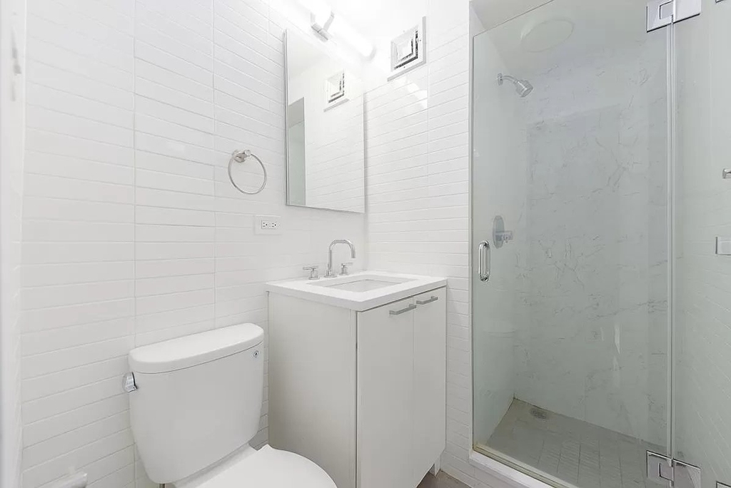 West 97th Street - Photo 6