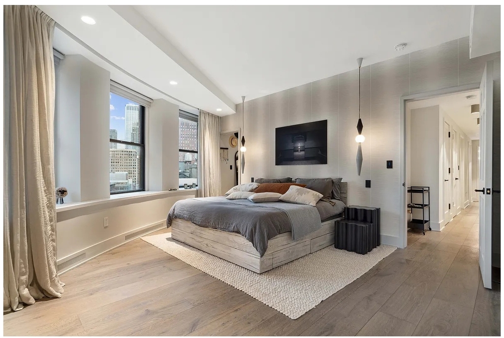 260 W Broadway - Photo 8