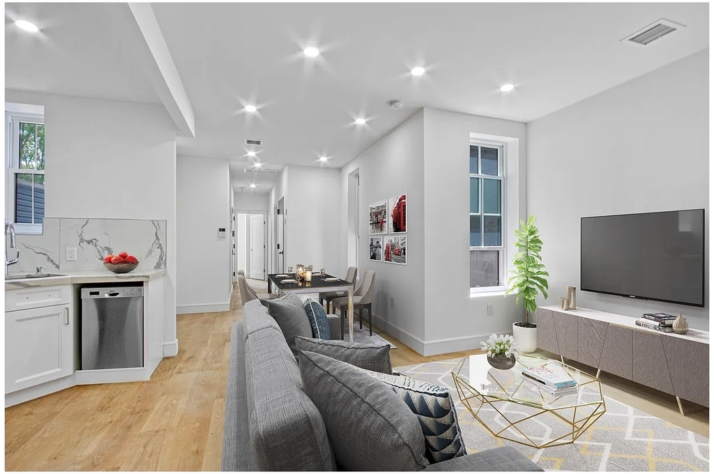 59 Arlington Ave - Photo 1