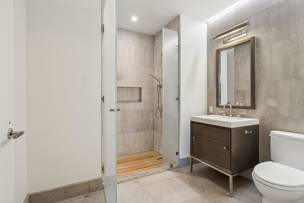 301 E 50th St - Photo 9