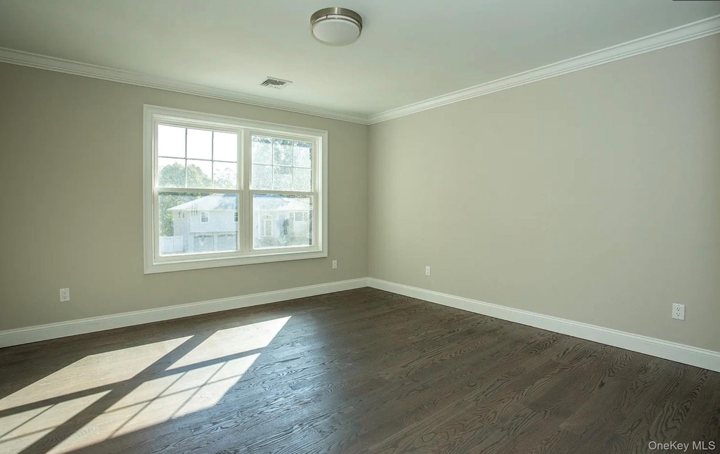 28 Fern Drive E - Photo 8