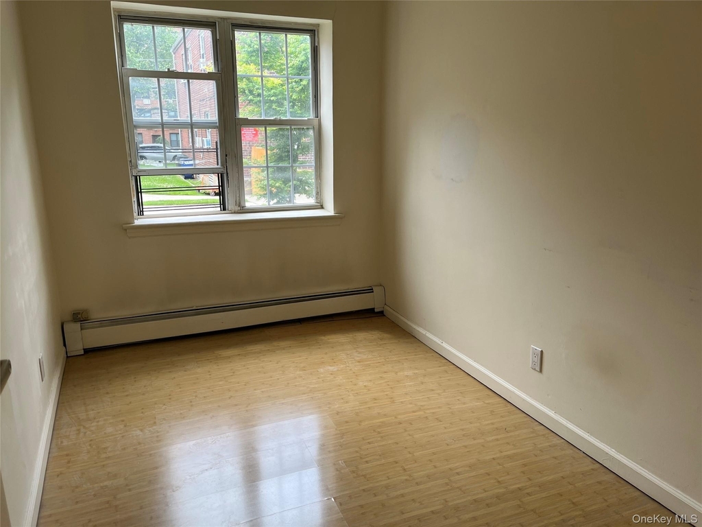 208-12a 39 Avenue - Photo 4