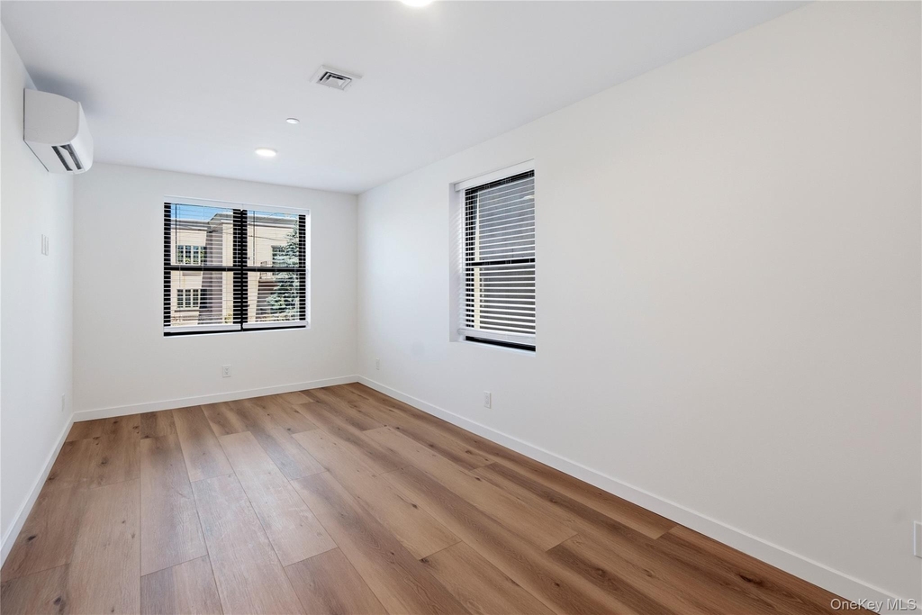 6247 60th Street - Photo 2