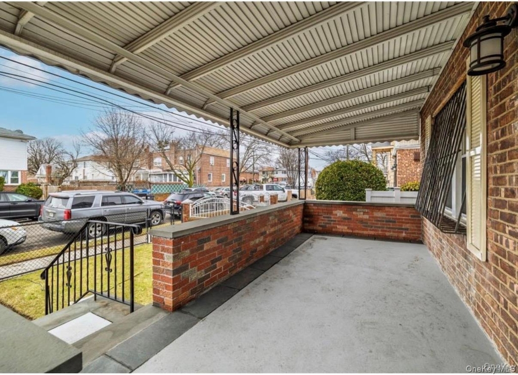 11515 141st Street - Photo 9