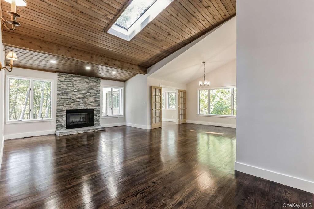 103 Old Highland Turnpike - Photo 1