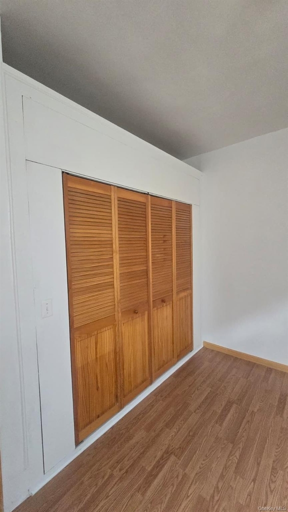 8812 86th Street - Photo 5
