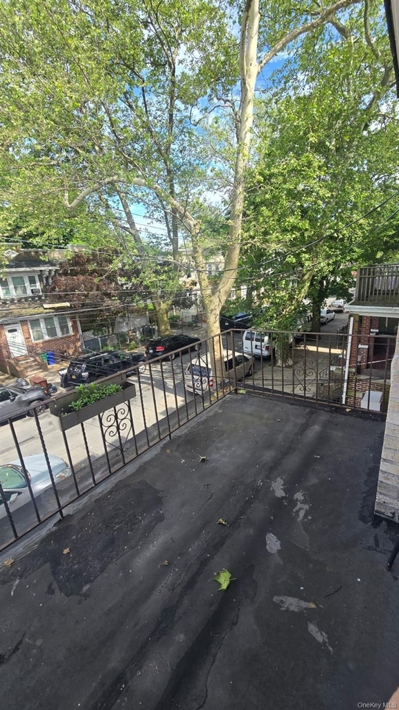 8812 86th Street - Photo 2