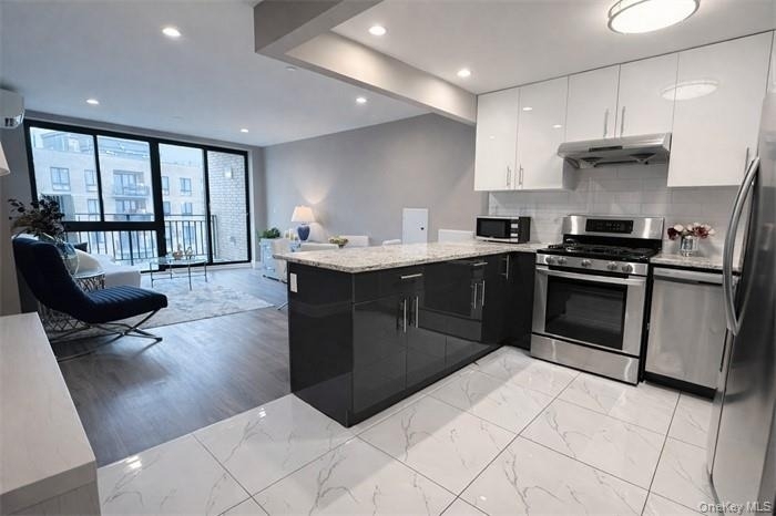 4515 82nd Street - Photo 3