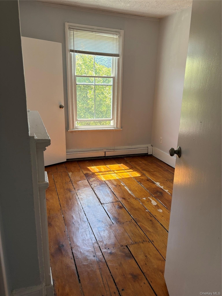 500 Main St - Photo 5