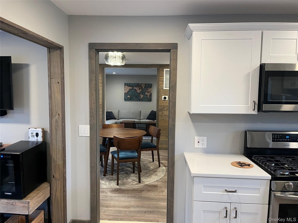 824 W Main Street - Photo 12
