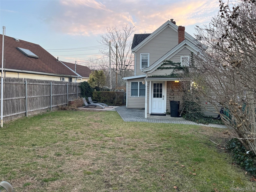 824 W Main Street - Photo 1