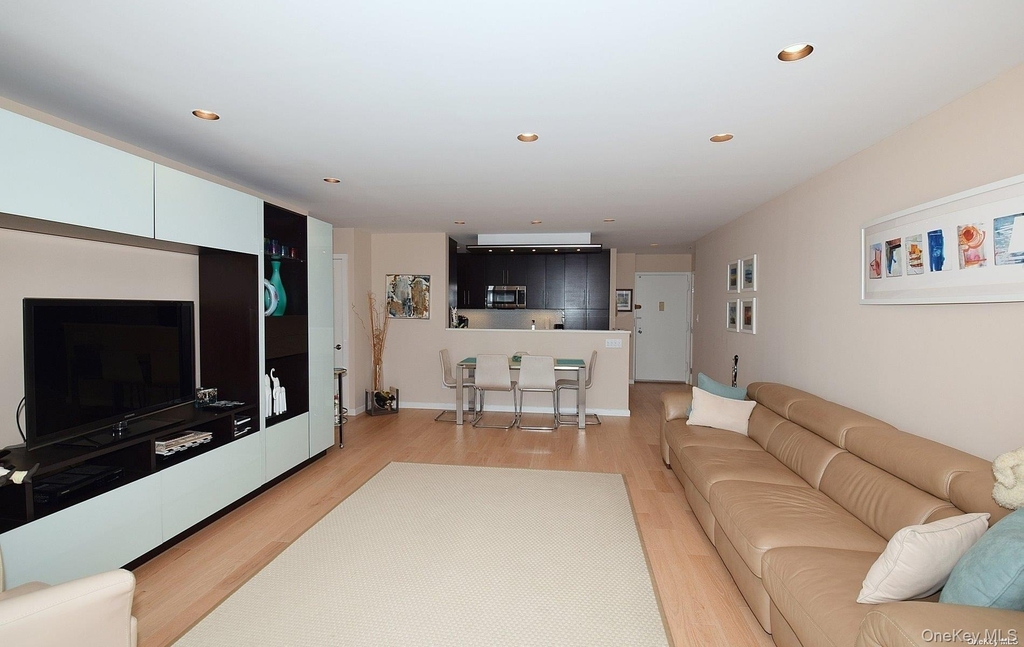 360 Shore Road - Photo 10