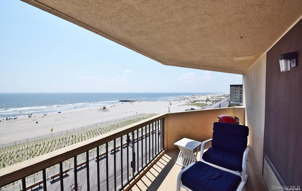360 Shore Road - Photo 7